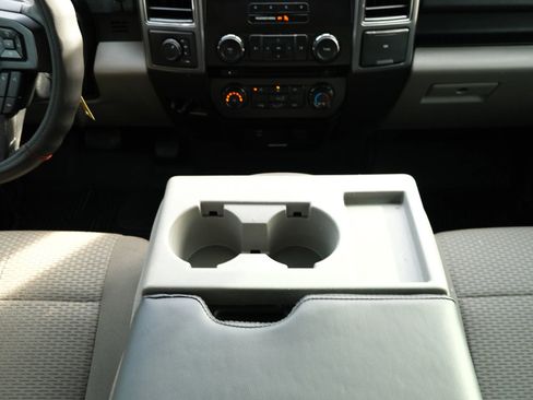 Used 2017 Ford F150 XLT w/ Equipment Group 301A Mid image 27