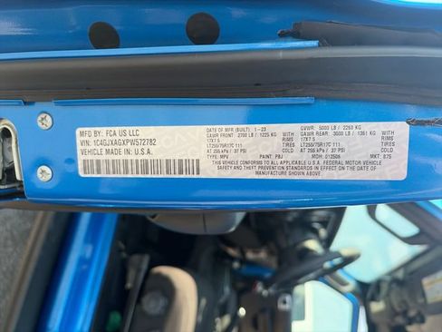 Used 2023 Jeep Wrangler Sport AWD/4WD image 29