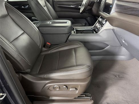 Certified 2023 GMC Yukon Denali AWD/4WD image 11