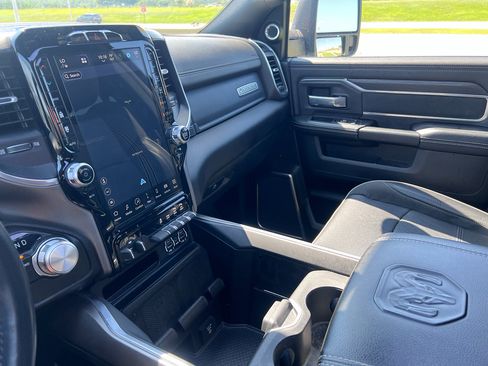 Used 2024 RAM 2500 Laramie w/ Night Edition AWD/4WD image 29