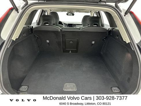 Certified 2025 Volvo XC60 B5 Plus AWD/4WD image 24