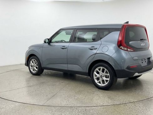 Used 2025 Kia Soul LX w/ LX Technology Package FWD image 6