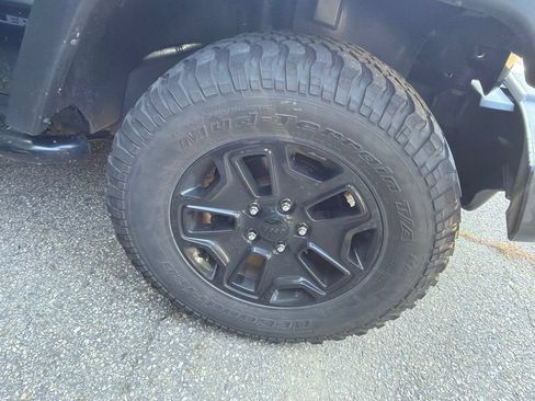 Used 2015 Jeep Wrangler Sport AWD/4WD image 11