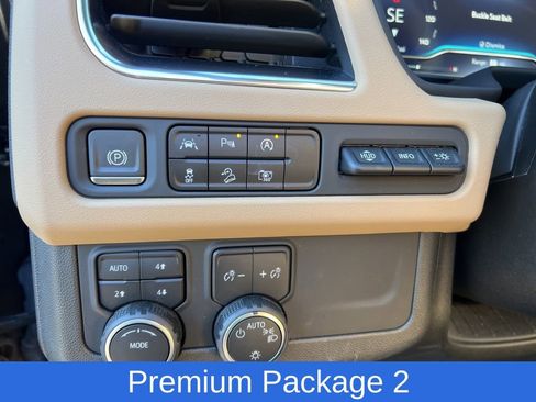 Used 2023 Chevrolet Tahoe Premier w/ Premium Package 2 image 24