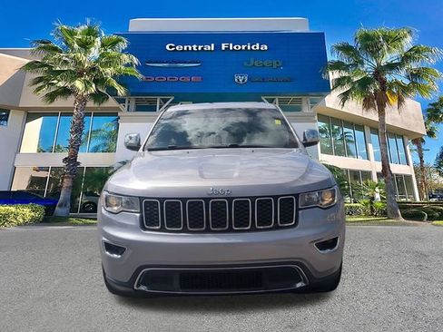 Used 2020 Jeep Grand Cherokee Limited image 3