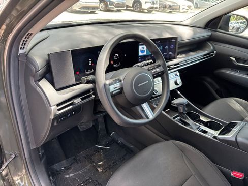 Used 2025 Hyundai Tucson SEL FWD image 35