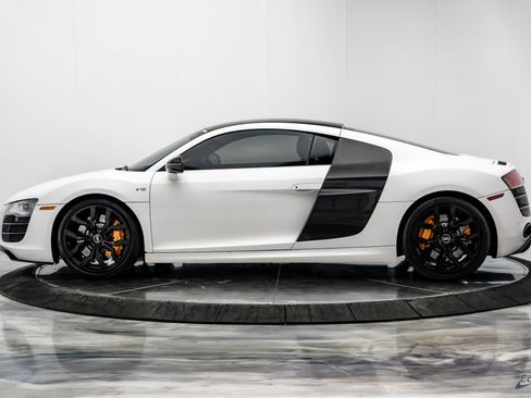 Used 2010 Audi R8 V10 image 8