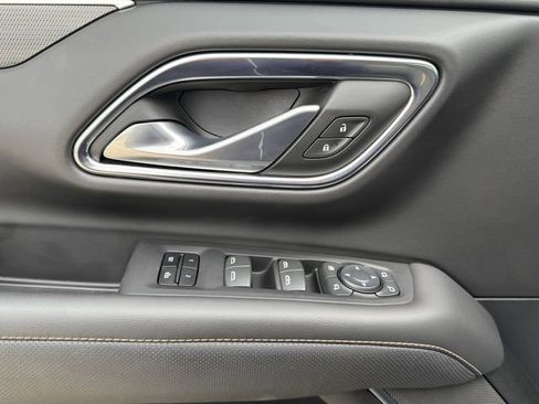 Used 2024 GMC Yukon AT4 w/ Technology Package image 22