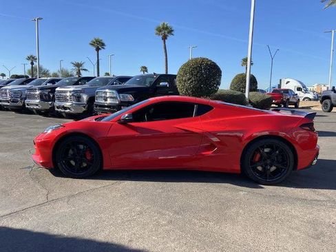 Used 2021 Chevrolet Corvette Stingray Preferred Cpe w/ Z51 Performance Package image 4