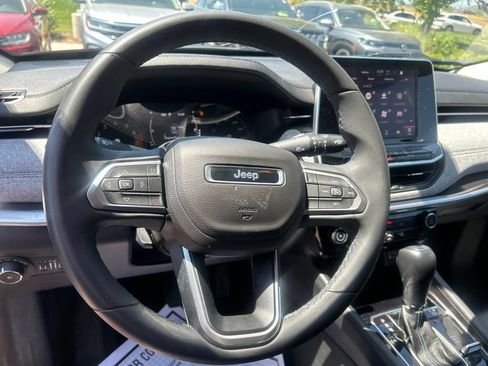 Used 2022 Jeep Compass Latitude AWD/4WD image 23