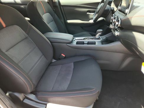 New 2025 Nissan Sentra SR w/ Midnight Edition image 14