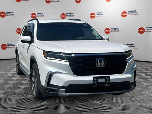 Used 2025 Honda Pilot Elite image 7