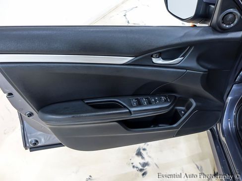 Used 2019 Honda Civic Sport image 22