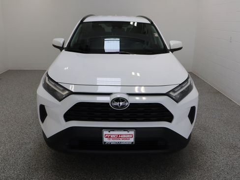 Used 2025 Toyota RAV4 XLE FWD image 3