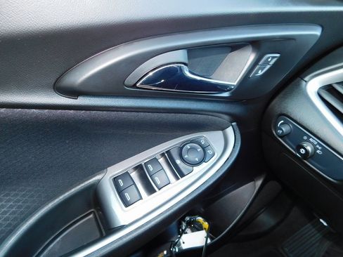 Used 2024 Chevrolet Malibu LS w/ Driver Confidence Package image 22