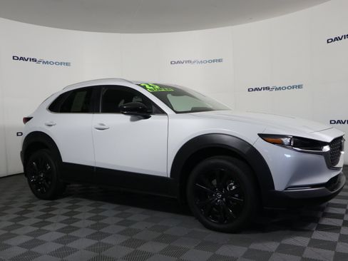 Certified 2025 MAZDA CX-30 AWD 2.5 S w/ Select Sport Pkg image 3