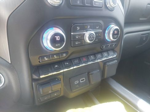 Used 2022 GMC Sierra 1500 Denali w/ Driver Alert Package II image 17