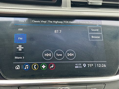 Used 2023 Buick Encore GX Select w/ Sport Touring Package FWD image 12