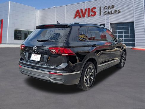 Used 2024 Volkswagen Tiguan Wolfsburg Edition image 6