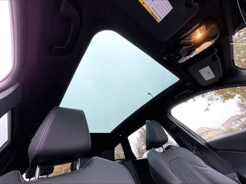 Used 2025 BMW X3 xDrive30i w/ Premium Package image 23