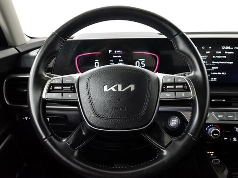 Used 2023 Kia Telluride S FWD image 11