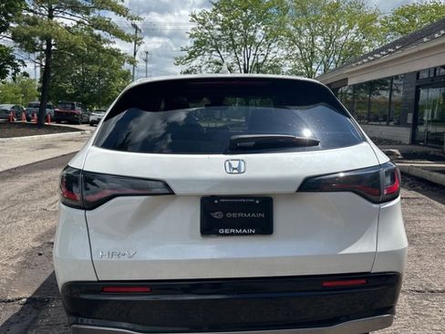 Certified 2025 Honda HR-V EX-L image 8