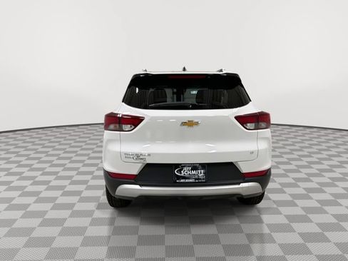 Certified 2025 Chevrolet TrailBlazer LT AWD/4WD image 9