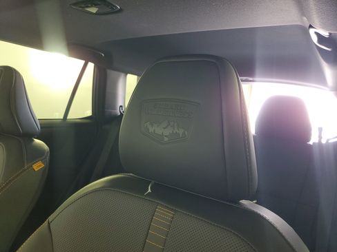 New 2026 Subaru Outback Wilderness AWD/4WD image 32