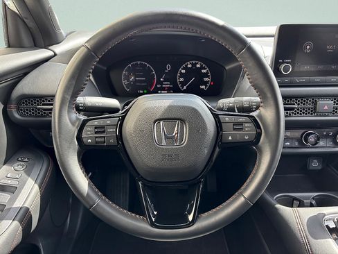 Certified 2025 Honda HR-V Sport image 15