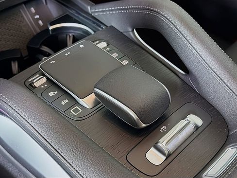 New 2026 Mercedes-Benz GLS 450 4MATIC image 20