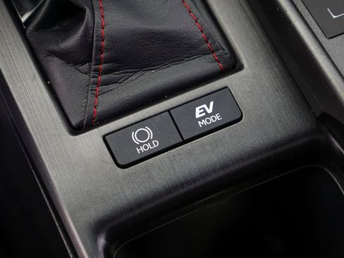 Used 2022 Lexus ES 300h F Sport image 18