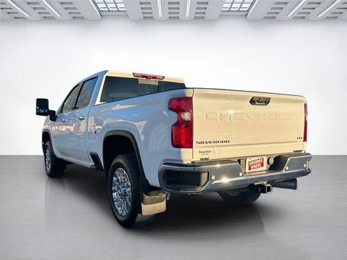 Used 2024 Chevrolet Silverado 2500 LTZ w/ LTZ Premium Package AWD/4WD image 6
