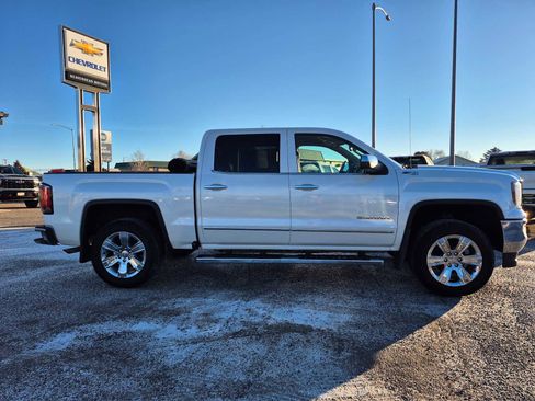 Used 2018 GMC Sierra 1500 SLT image 2