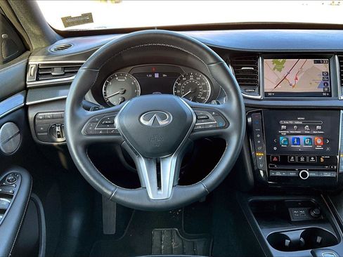 Used 2024 INFINITI QX50 Sport image 5