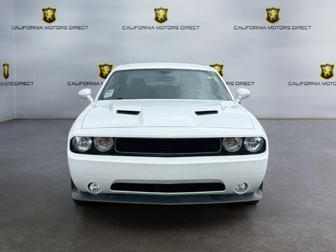 Used 2012 Dodge Challenger R/T RWD image 8