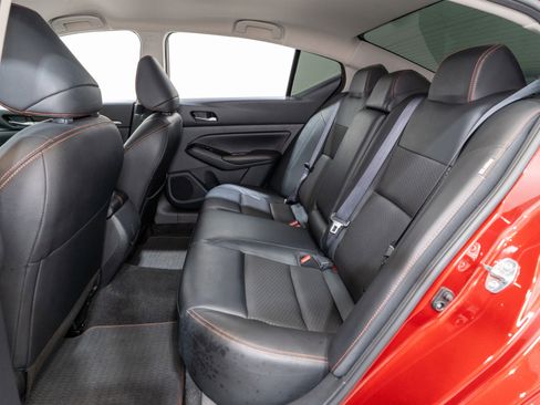 Used 2024 Nissan Altima 2.5 SR FWD image 27