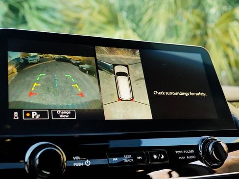 Used 2022 Nissan Armada Platinum w/ Captain's Chairs Package image 19