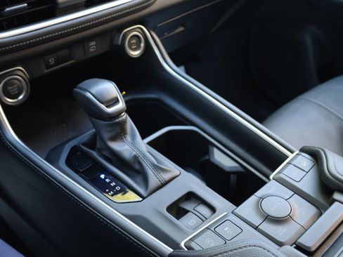 Certified 2024 Toyota Grand Highlander AWD image 38