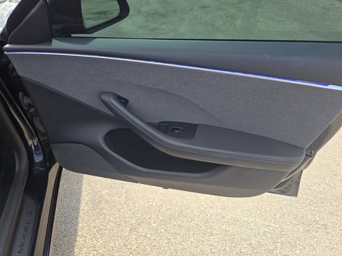 Used 2024 Tesla Model 3 Standard Range RWD image 29