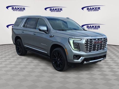 New 2026 GMC Yukon Denali w/ Sun & Power Step Package image 3