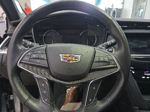 Used 2024 Cadillac XT5 Sportv AWD/4WD image 14