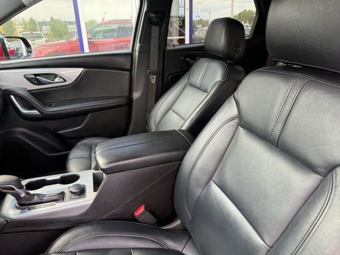 Used 2021 Chevrolet Blazer LT FWD image 11