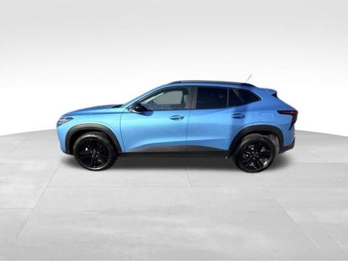 Certified 2026 Chevrolet Trax ACTIV FWD image 3