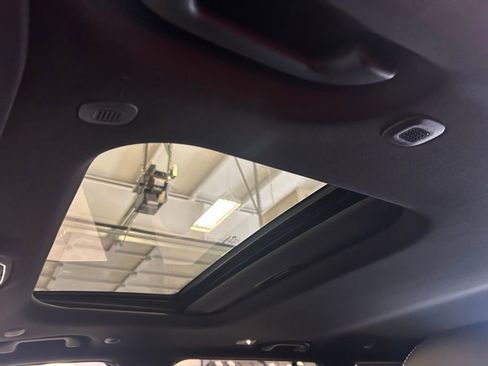 New 2026 Jeep Grand Cherokee Altitude AWD/4WD image 19