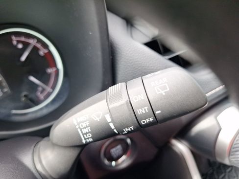 Used 2025 Toyota RAV4 XLE w/ Convenience Package image 23