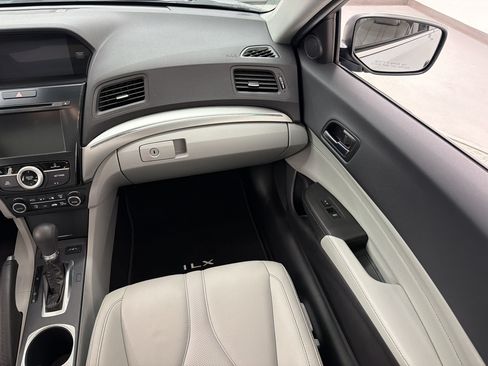 Used 2022 Acura ILX w/ Premium Package FWD image 30
