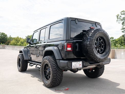 Used 2021 Jeep Wrangler Unlimited Sport AWD/4WD image 5
