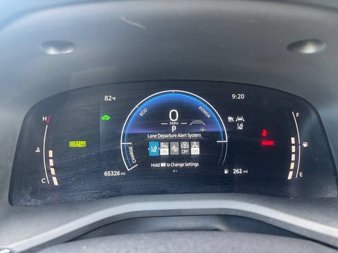 Used 2025 Toyota Camry LE FWD image 18