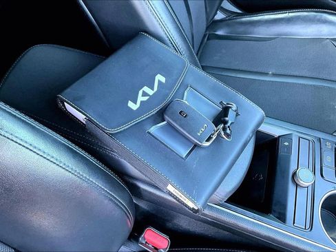 Used 2022 Kia K5 GT-Line FWD image 35