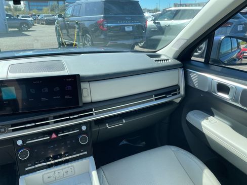 Used 2025 Hyundai Santa Fe SEL image 37